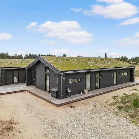 Bl1740-blokhus-axel-p-jensenvej-19 *